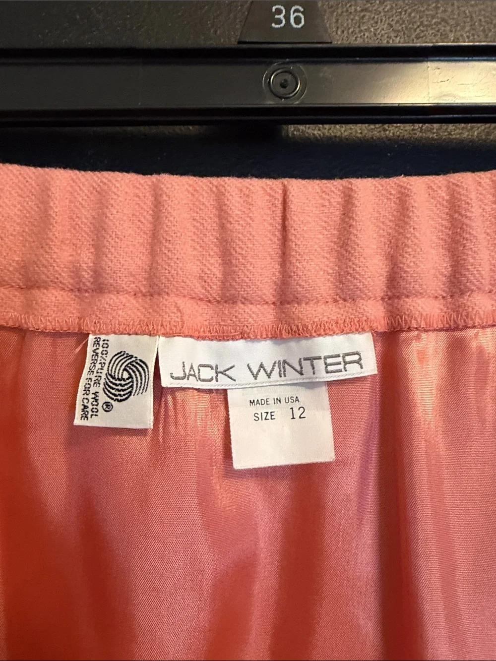 Vintage 70s/80s Jack Winter Pink 100% Wool Midi Skirt with Pockets. Size 12